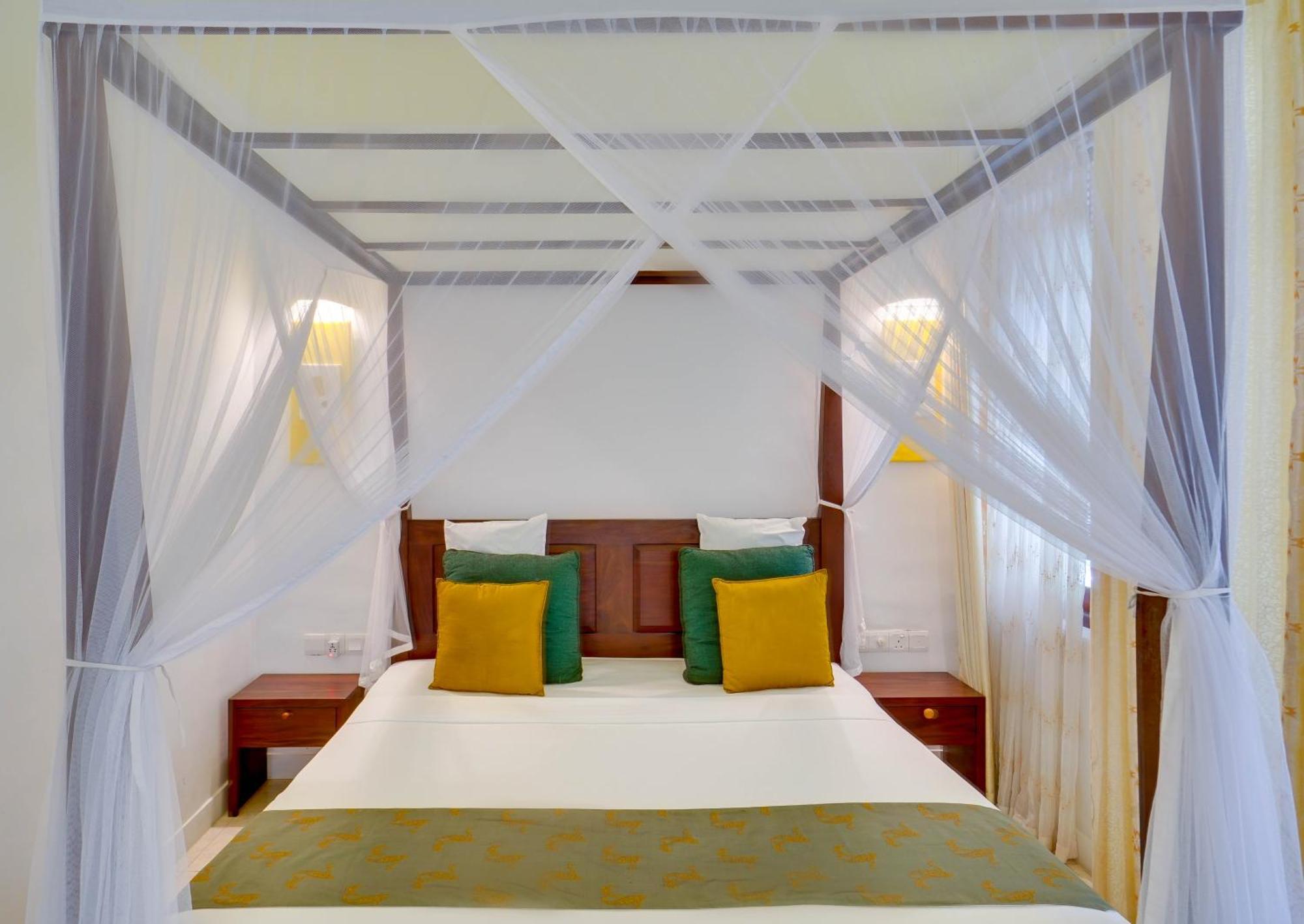 Aida Hotel - Bentota Bagian luar foto